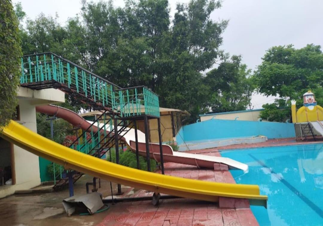 Fun And Food Resort & Holidays Harsola Dış mekan fotoğraf